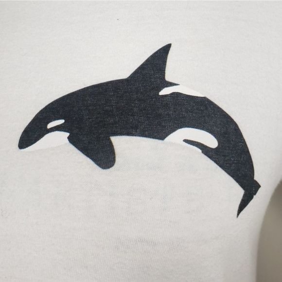 white cotton graphic tee killer whale - Picture 6 of 6